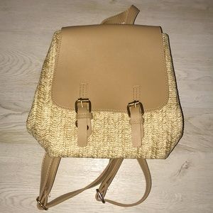 Straw mini backpack